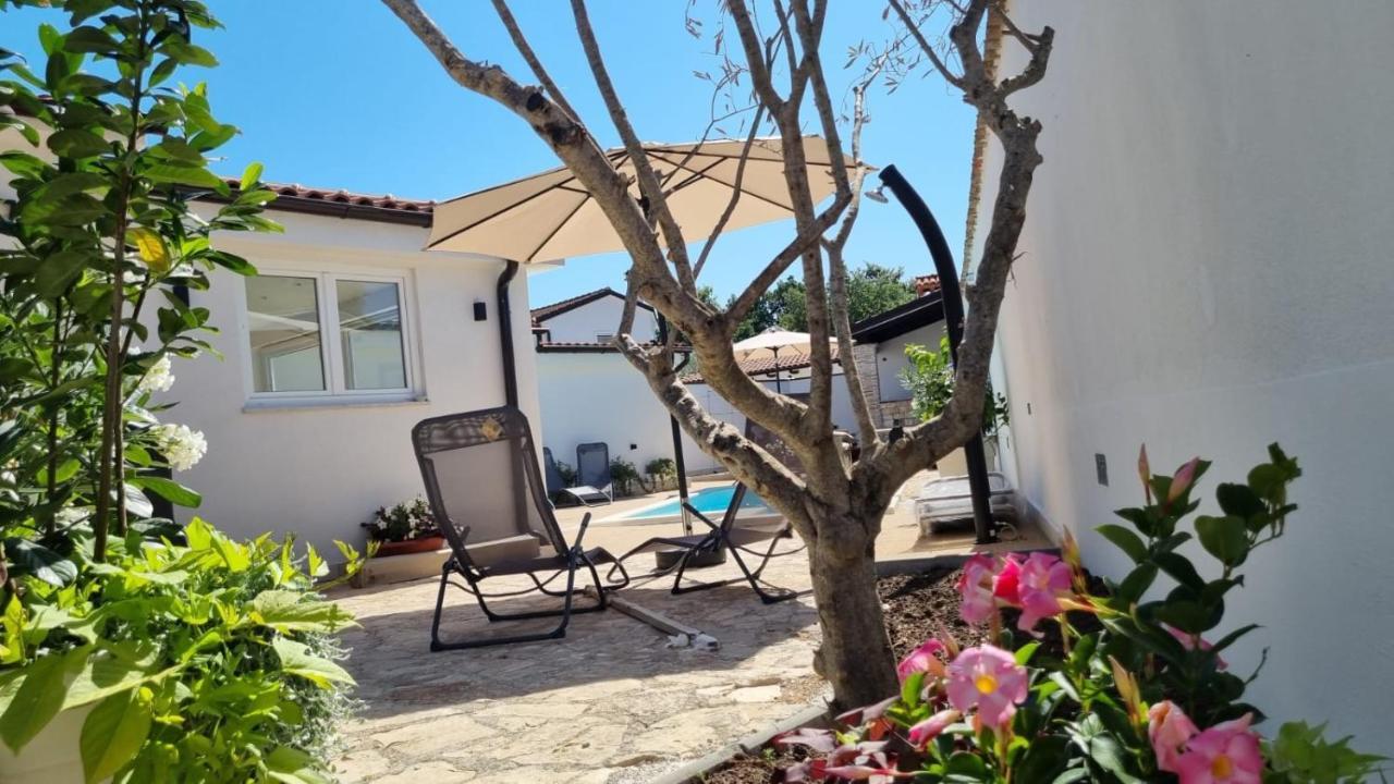 Villa Natka Rovinjsko Selo Bagian luar foto